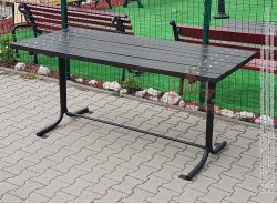 Kültéri Étkezőasztal INEU.3