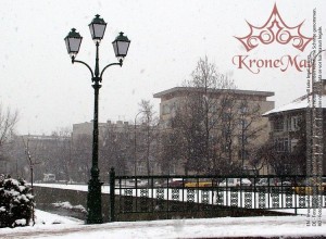 Köztéri Parki Öntöttvas Kandeláber 2H-N2